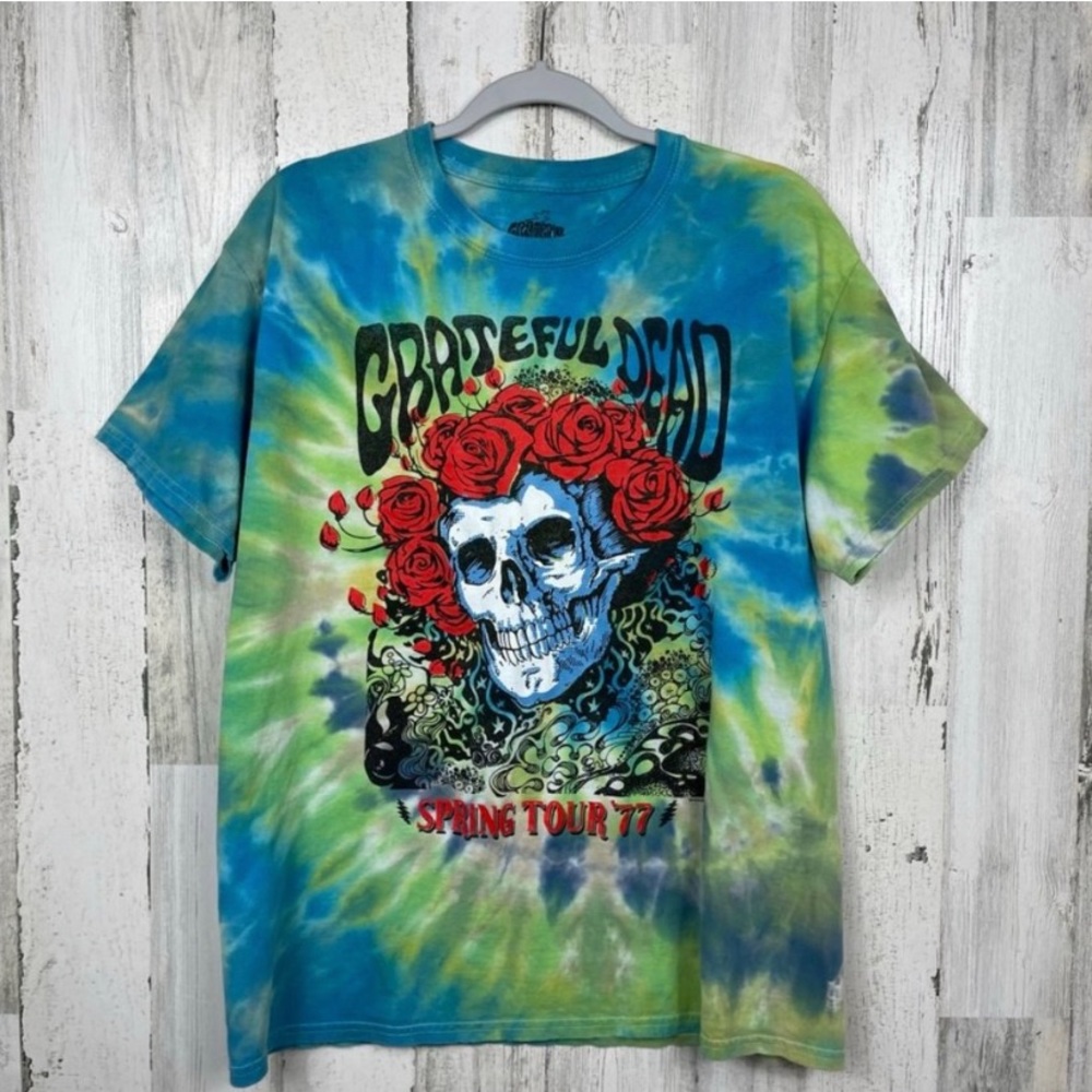 Grateful Dead Graphic Band Tee ~~ Tie Dye Skull Roses Spring Tour '77 … Medium**